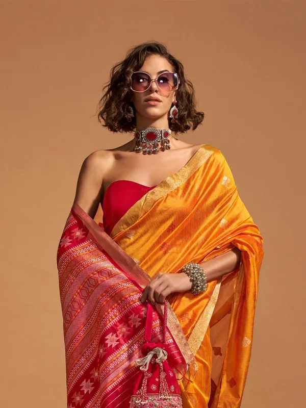 Fancy_Cotton_Handloom_Woven_Silk_Saree_With_Blouse_Piece