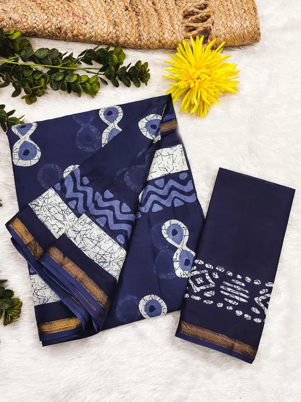 Beautiful_Zari_Border_Handicraft_Pure_Soft_MulMul_Ikkat_Hand_Print_Cotton_Saree_With_Blouse_Piece