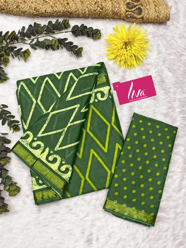 Beautiful_Handicraft_Pure_Soft_MulMul_Cotton_Block_Printed_Zari_Border_Saree_With_Blouse_Piece