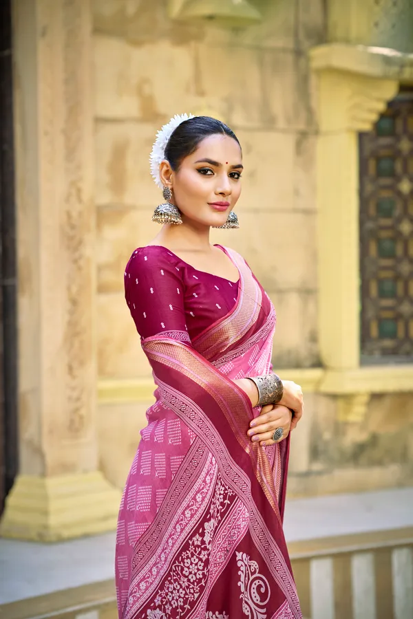 Beautiful_Handicraft_Pure_Soft_MulMul_Cotton_Block_Printed_Zari_Border_Saree_With_Blouse_Piece