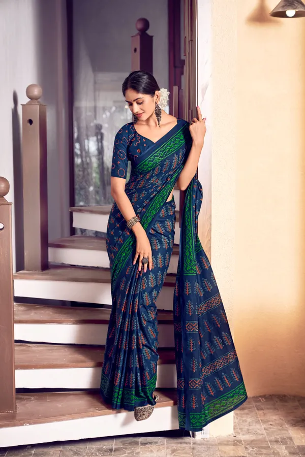 Beautiful_Handicraft_Pure_Soft_MulMul_Cotton_Ikkat_Hand_PrintedSaree_With_Blouse_Piece
