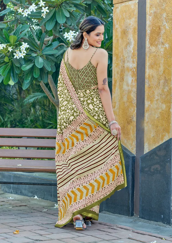 Green_Beautiful_Jaipuri_Handicraft_Rajwadi_Block_Print_Pure_Soft_MulMul_Cotton_Zari_Border_Saree_With_Blouse_Piece