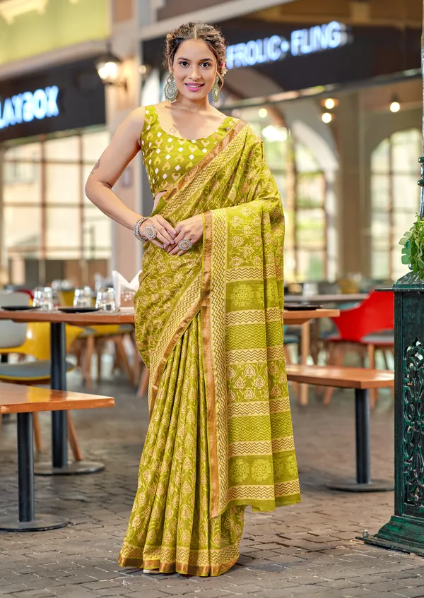 Beautiful_Handicraft_Pure_Soft_MulMul_Cotton_Ikkat_Hand_Printed_Saree_With_Blouse_Piece