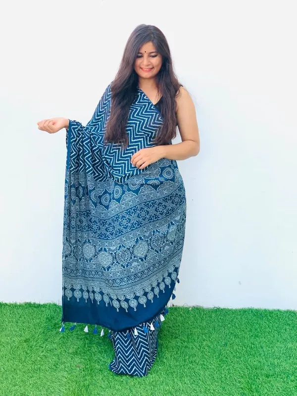 Gaji_Pure_silk_Bandhni_with_Hand_Block_Print_design_fancy_jari_pallu