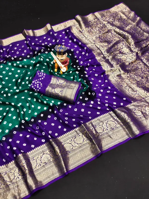 Pure_Bandhej_silk_saree_made_by_*original_Bandhej_with_Kanchipuram_zari_weaving_big_Border_with_Zari_Weaving_Rich_Pallu_*_saree_with_beautiful_design_and_having_a_big_broad_border
