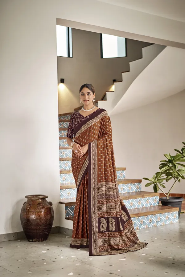 Beautiful_Handicraft_Pure_Soft_MulMul_Cotton_Ikkat_Hand_PrintedSaree_With_Blouse_Piece