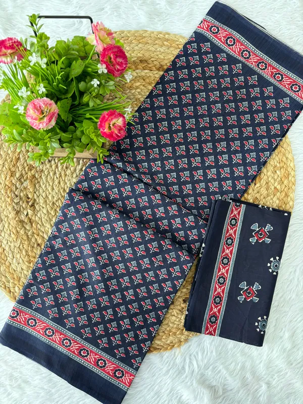 Stylish__Handicraft_Pure_Soft_MulMul_Ikkat_Hand_Print_Cotton_Saree_With_Blouse_Piece