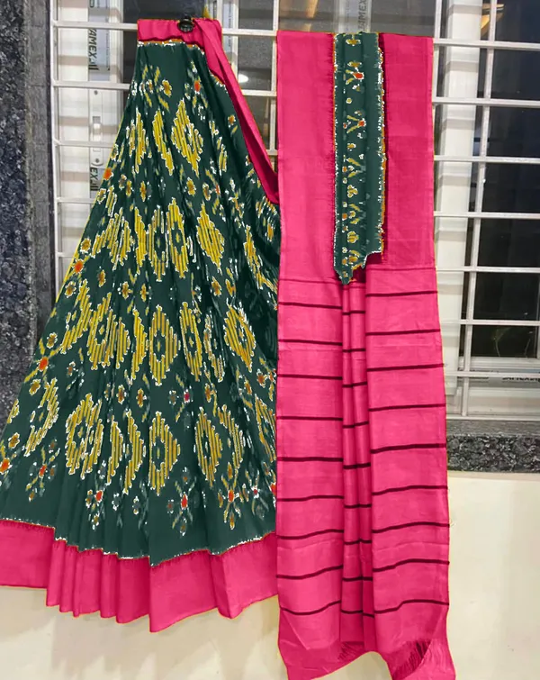 HANDICRAFT_IKKAT_PURE_SOFT_MUL_COTTON_SAREE_WITH_BLOUSE_PIECE