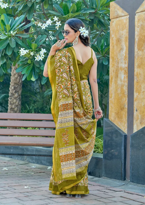 Pista_Beautiful_Jaipuri_Handicraft_Block_Print_Pure_Soft_MulMul_Cotton_Zari_Border_Saree_With_Blouse_Piece