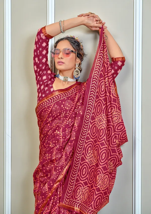 Beautiful_Zari_Border_Handicraft_Pure_Soft_MulMul_Ikkat_Hand_Print_Cotton_Saree_With_Blouse_Piece
