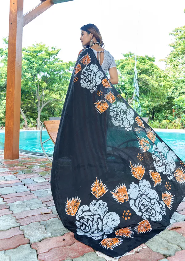 Beautiful_Handicraft_Pure_Soft_MulMul_Cotton_Meenakari_Hand_Print_Saree_With_Blouse_Piece
