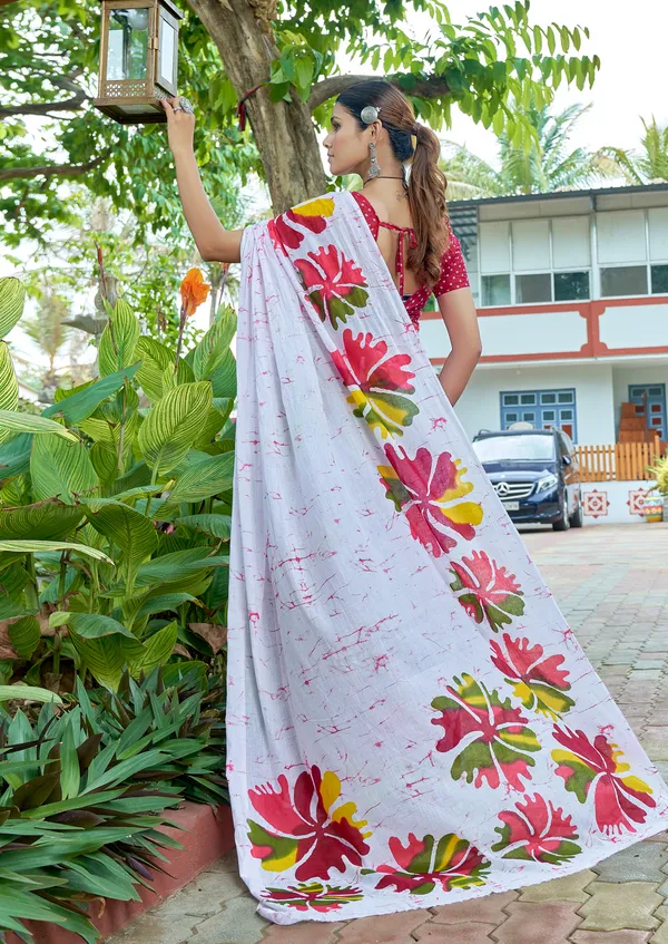 Beautiful_Handicraft_Pure_Soft_MulMul_Cotton_Meenakari_Hand_Print_Saree_With_Blouse_Piece