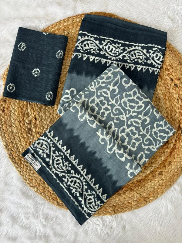 Beautiful_Handicraft_Pure_Soft_MulMul_Cotton_Batik_Hand_PrintedSaree_With_Blouse_Piece