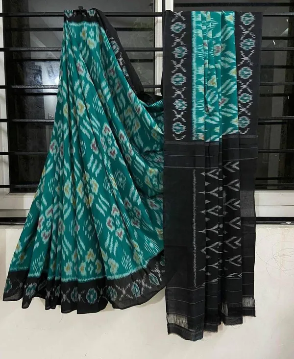 HANDICRAFT_IKKAT_PURE_SOFT_MUL_COTTON_SAREE_WITH_BLOUSE_PIECE