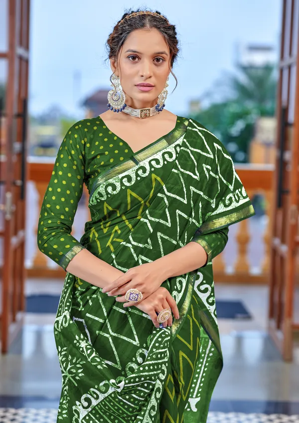 Beautiful_Zari_Border_Handicraft_Pure_Soft_MulMul_Jaipuri_Hand_Block_Print_Cotton_Saree_With_Blouse_Piece