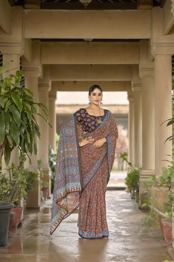 Beautiful_Handicraft_Pure_Soft_MulMul_Cotton_Ikkat_Hand_PrintedSaree_With_Blouse_Piece