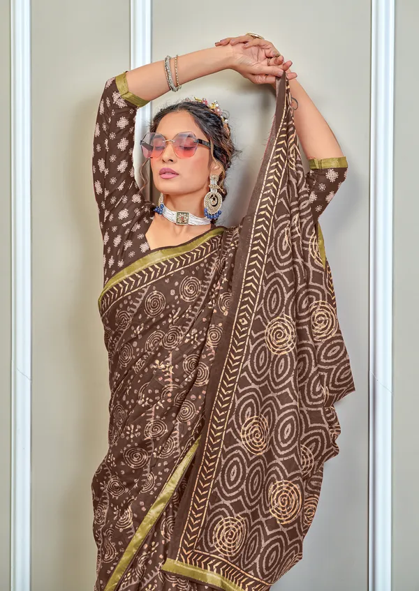 Beautiful_Zari_Border_Handicraft_Pure_Soft_MulMul_Ikkat_Hand_Print_Cotton_Saree_With_Blouse_Piece