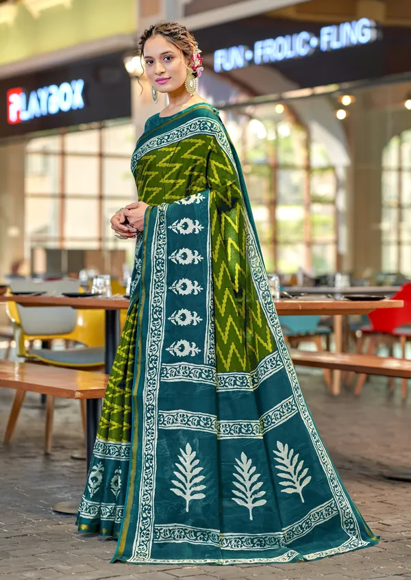 Beautiful_Zari_Border_Handicraft_Pure_Soft_MulMul_Ikkat_Hand_Print_Cotton_Saree_With_Blouse_Piece