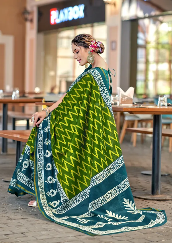 Beautiful_Zari_Border_Handicraft_Pure_Soft_MulMul_Ikkat_Hand_Print_Cotton_Saree_With_Blouse_Piece