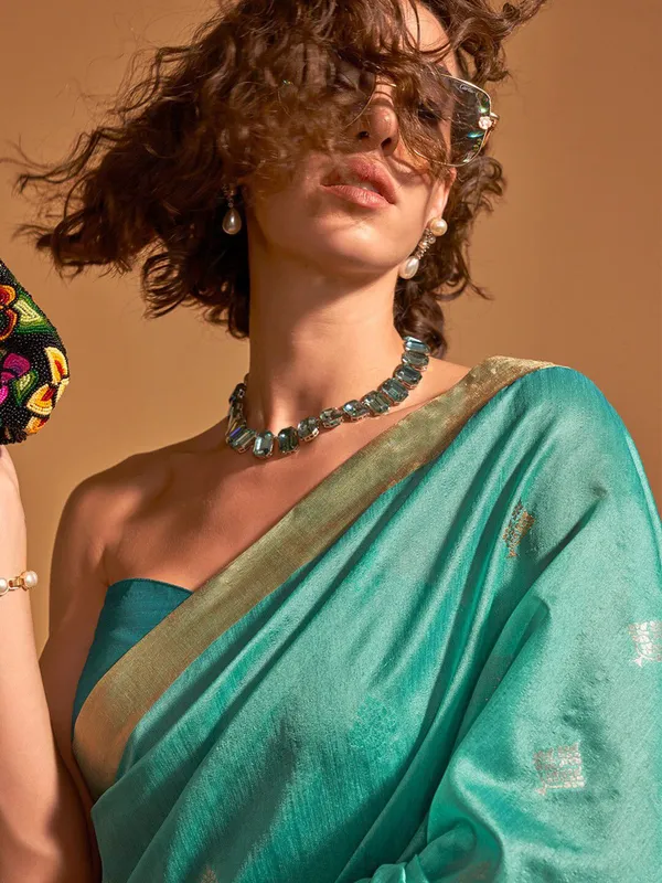 Fancy_Cotton_Handloom_Woven_Silk_Saree_With_Blouse_Piece