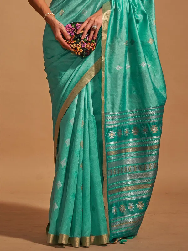 Fancy_Cotton_Handloom_Woven_Silk_Saree_With_Blouse_Piece