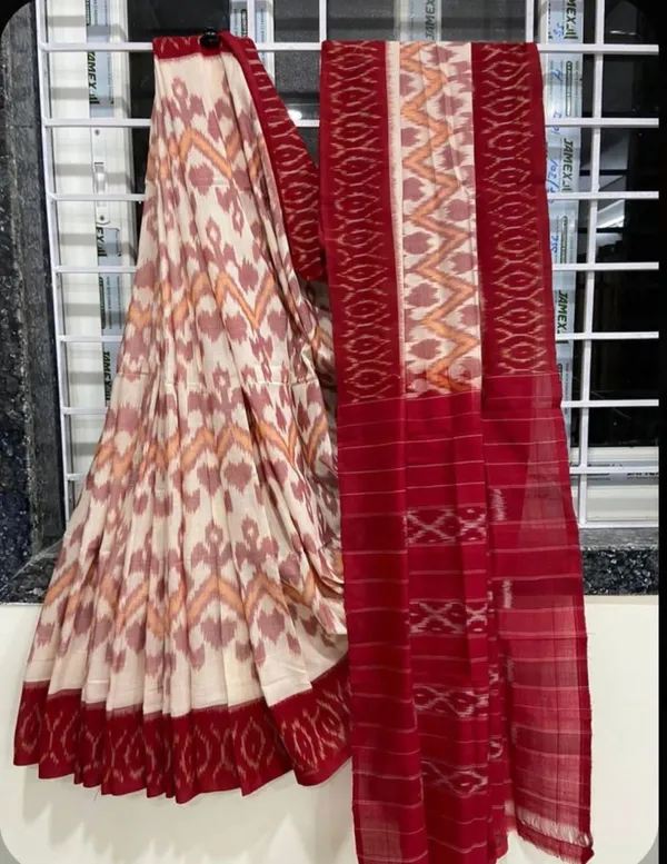 HANDICRAFT_IKKAT_PURE_SOFT_MUL_COTTON_SAREE_WITH_BLOUSE_PIECE