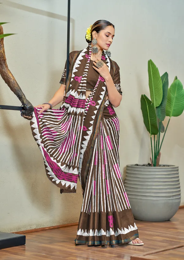 Fancy__Handicraft_Ikkat_Hand_Print_Pure_Soft_MulMul_Cotton_Saree_With_Reach_Zari_Border__With_Blouse_Piece
