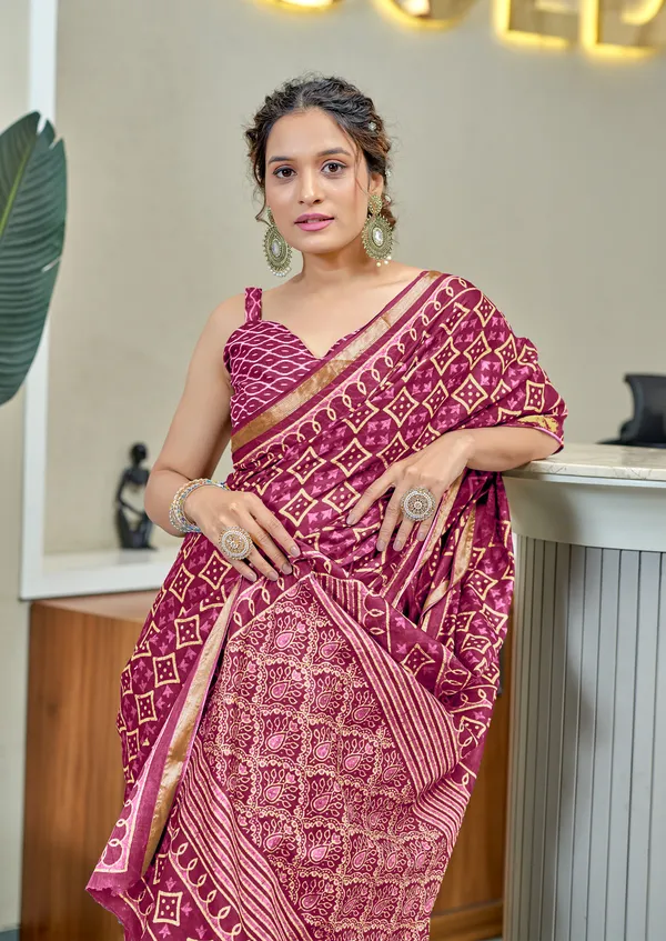 Pink_Beautiful_Zari_Border_Handicraft_Pure_Soft_MulMul_Jaipuri_Hand_BlockPrint_Cotton_Saree_With_Blouse_Piece