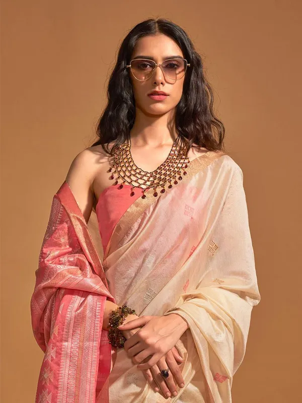 Fancy_Cotton_Handloom_Woven_Silk_Saree_With_Blouse_Piece