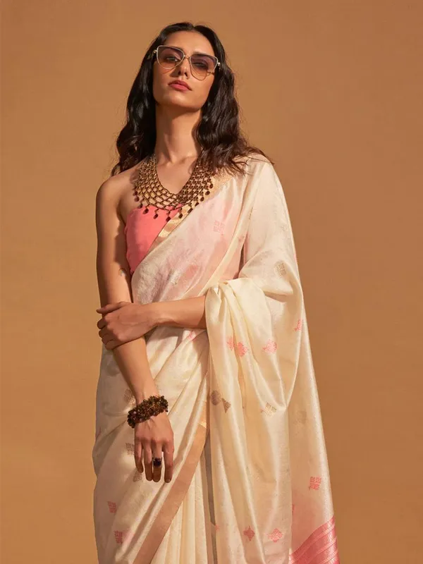 Fancy_Cotton_Handloom_Woven_Silk_Saree_With_Blouse_Piece