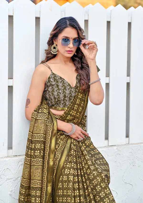 Mehndi_Green_Beautiful_Jaipuri_Handicraft_Block_Print_Pure_Soft_MulMul_Cotton_Zari_Border_Saree_With_Blouse_Piece