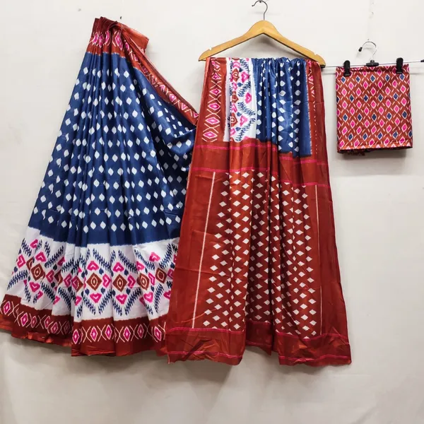 HANDICRAFT_IKKAT_PURE_SOFT_MUL_COTTON_SAREE_WITH_BLOUSE_PIECE