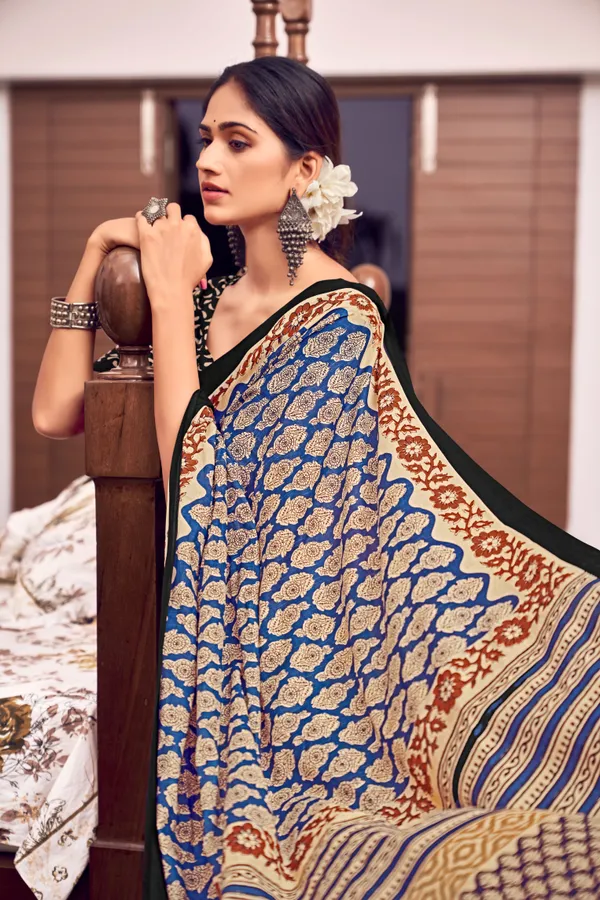 Beautiful_Handicraft_Pure_Soft_MulMul_Cotton_Ikkat_Hand_PrintedSaree_With_Blouse_Piece