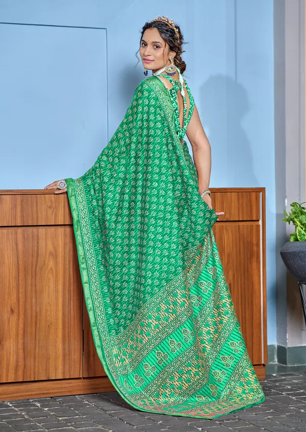 Beautiful_Zari_Border_Handicraft_Pure_Soft_MulMul_Ikkat_Hand_Print_Cotton_Saree_With_Blouse_Piece