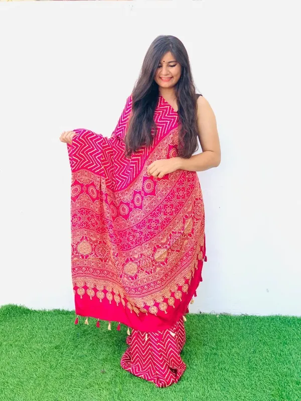 Gaji_Pure_silk_Bandhni_with_Hand_Block_Print_design_fancy_jari_pallu
