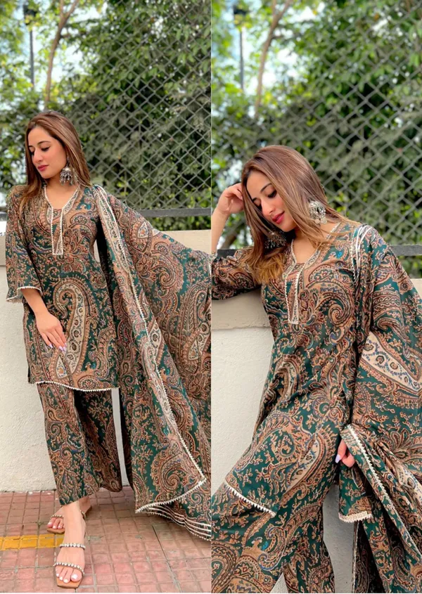Green_Paisley_Cotton_Printed_Kurta,_Pant_&_Dupatta__Set