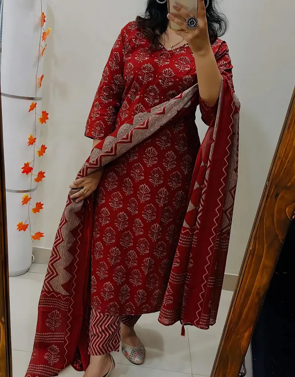 KRISHA_RED_COTTON_SUIT_SET