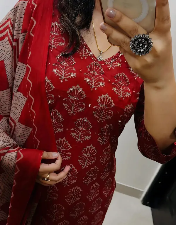 KRISHA_RED_COTTON_SUIT_SET