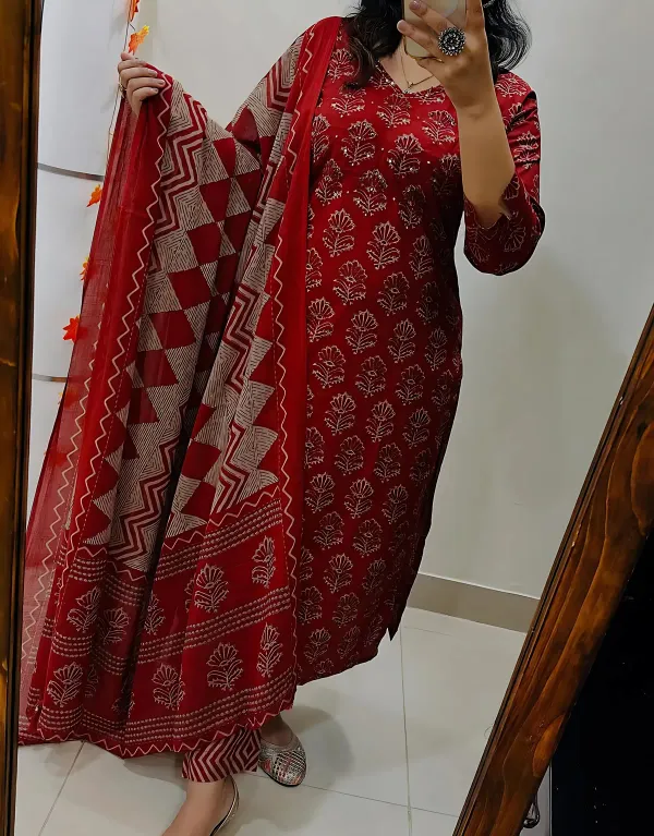 KRISHA_RED_COTTON_SUIT_SET