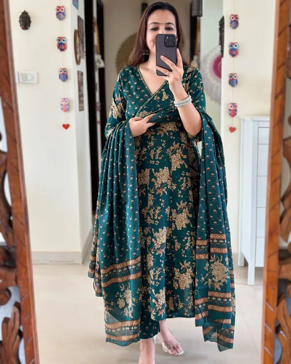 MI_GREEN_COTTON_SUIT_SET
