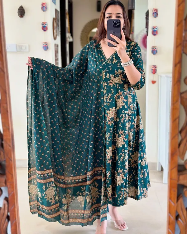 MI_GREEN_COTTON_SUIT_SET