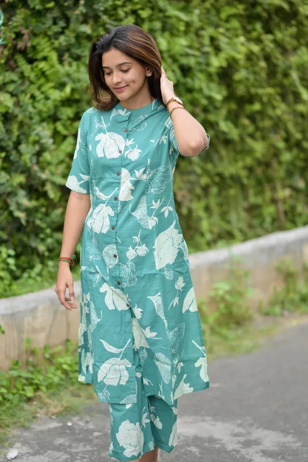 VANI_GREEN_COTTON_CORD_SET