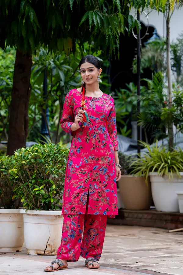 Pink_Cotton_Printed__Kurta_and_Pant_Set
