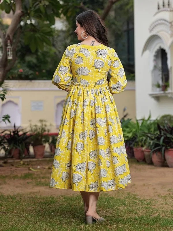 Green_cotton_printed_dress