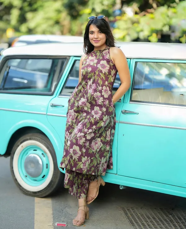 Cotton_Cut_Sleeve_Floral_Print_Kurta_&_Pant_Set__.