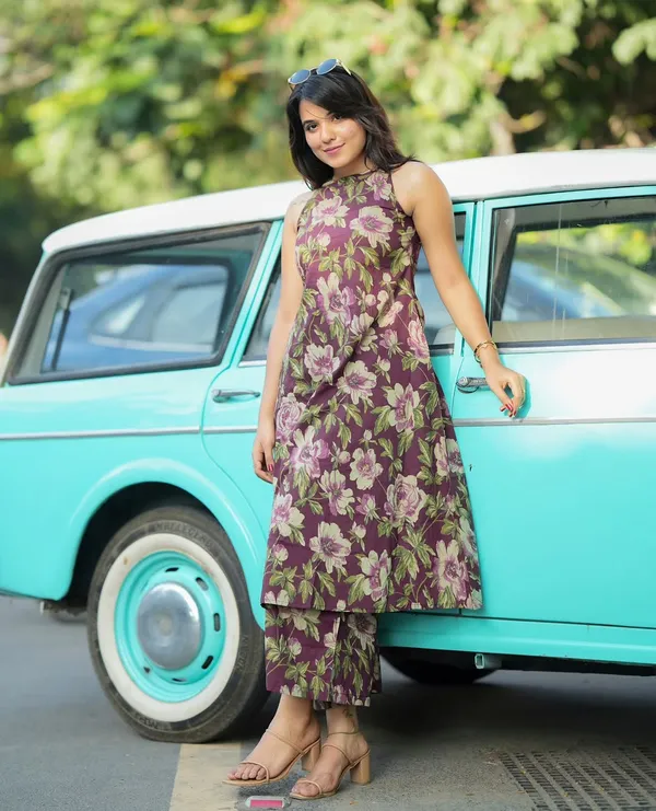 Cotton_Cut_Sleeve_Floral_Print_Kurta_&_Pant_Set__.
