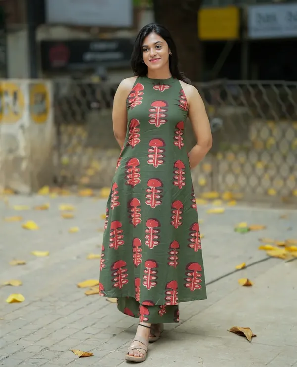 Cotton_Cut_Sleeve_Kurta_&_Pant_Set__.