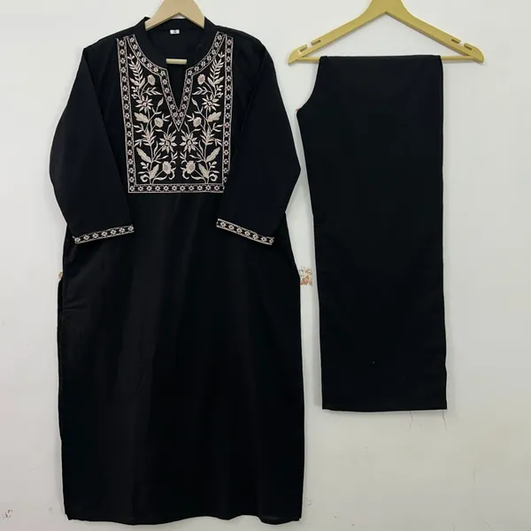 Cotton_Embroidered_Kurta_&_Pant_Set__.