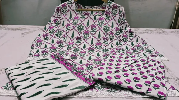 Cotton_Floral_Block_Print_Short_Kurti_With_Pant_&_Dupatta_Set__.
