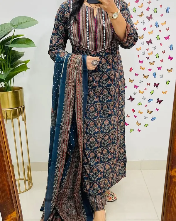 Blue_Cotton_Kurta_With_Pant_&_Dupatta_Set